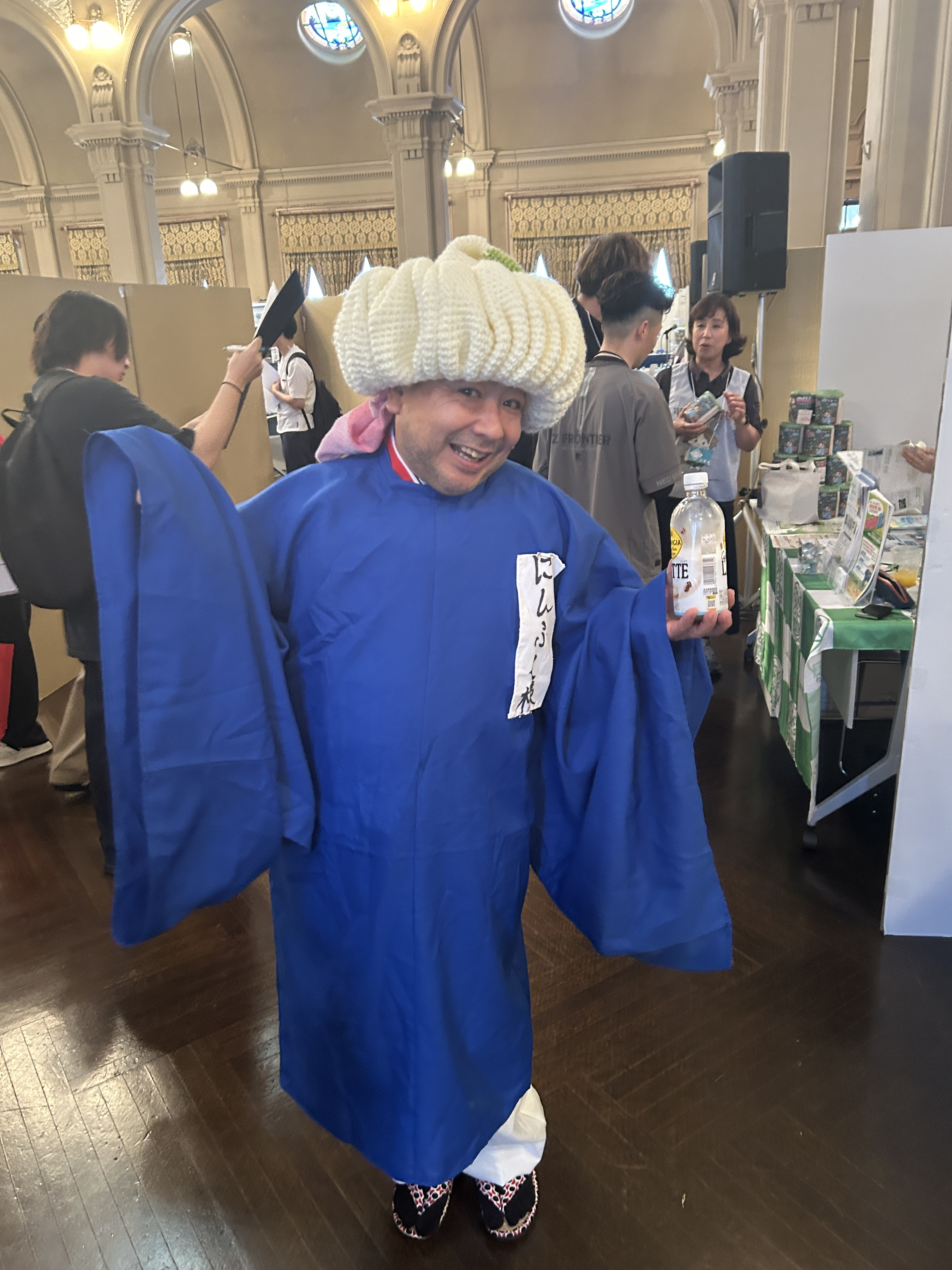 にんにく様笑顔の写真